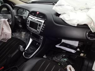 Lancia Delta 2.0 D Multijet 16V 165 Samochód złomowany (2011, Bialy)