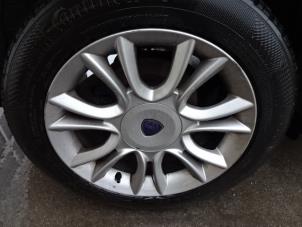 Lancia Delta 2.0 D Multijet 16V 165 Samochód złomowany (2011, Bialy)