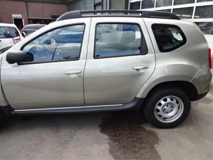 Dacia Duster 1.6 16V Épave (2010, Gris)