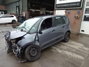 Citroen C3 Picasso 1.4 16V VTI 95 Épave (2009, Gris)