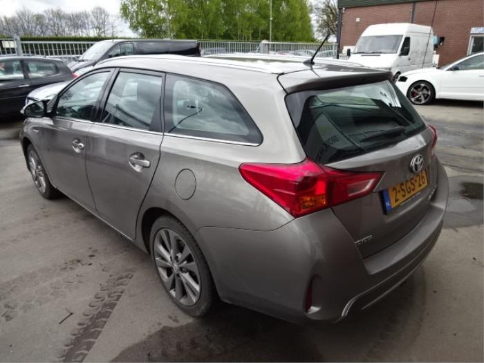 Toyota Auris Touring Sports 1.8 16V Hybrid Salvage vehicle (2013, Brown)