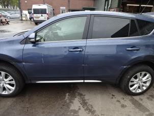 Toyota RAV4 2.0 16V VVT-i 4x4 Épave (2013, Bleu)