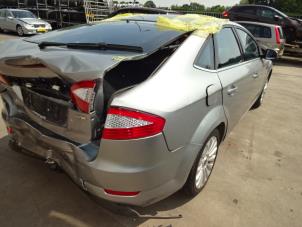 Ford Mondeo IV 2.0 TDCi 140 16V Épave (2010, Gris)