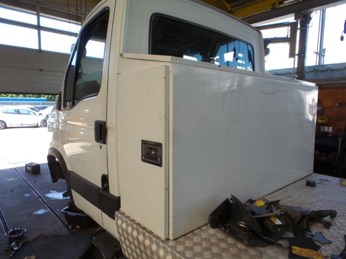 Iveco New Daily IV 40C18 Samochód złomowany (2010, Bialy)