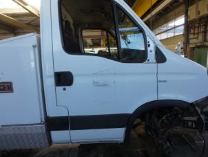 Iveco New Daily IV 40C18 Samochód złomowany (2010, Bialy)
