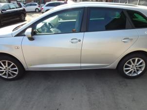 Seat Ibiza ST 1.2 TDI Ecomotive Épave (2012, Gris)