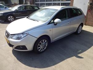 Seat Ibiza ST 1.2 TDI Ecomotive Épave (2012, Gris)