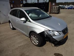 Seat Ibiza ST 1.2 TDI Ecomotive Épave (2012, Gris)