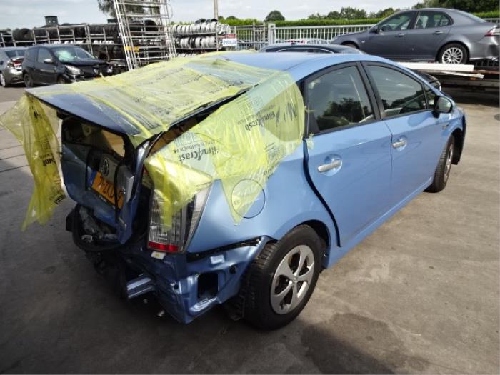 Toyota Prius 1.8 16V Plug-in Épave (2012, Bleu)