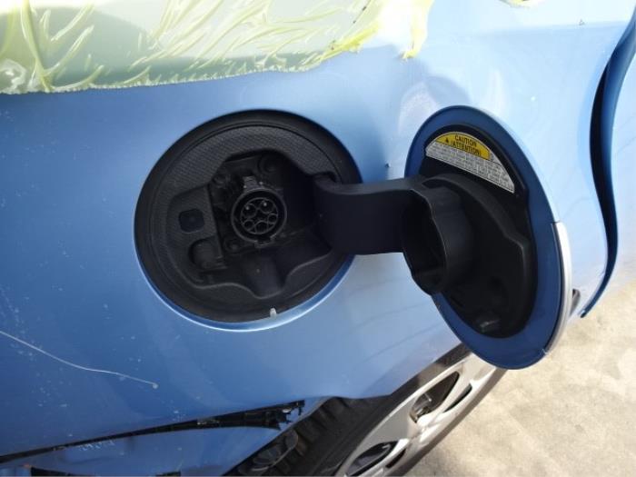 Toyota Prius 1.8 16V Plug-in Épave (2012, Bleu)