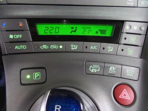 Toyota Prius 1.8 16V Plug-in Épave (2012, Bleu)