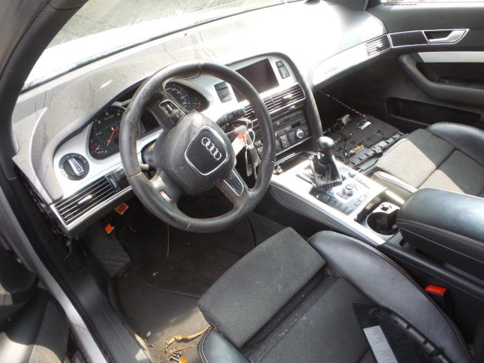 Audi A6 Avant Quattro 3.0 TDI V6 24V Samochód złomowany (2008, Szary)