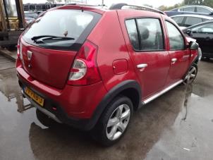 Dacia Sandero I 1.6 MPI 85 Épave (2011, Rouge)