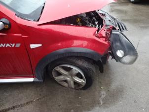 Dacia Sandero I 1.6 MPI 85 Épave (2011, Rouge)