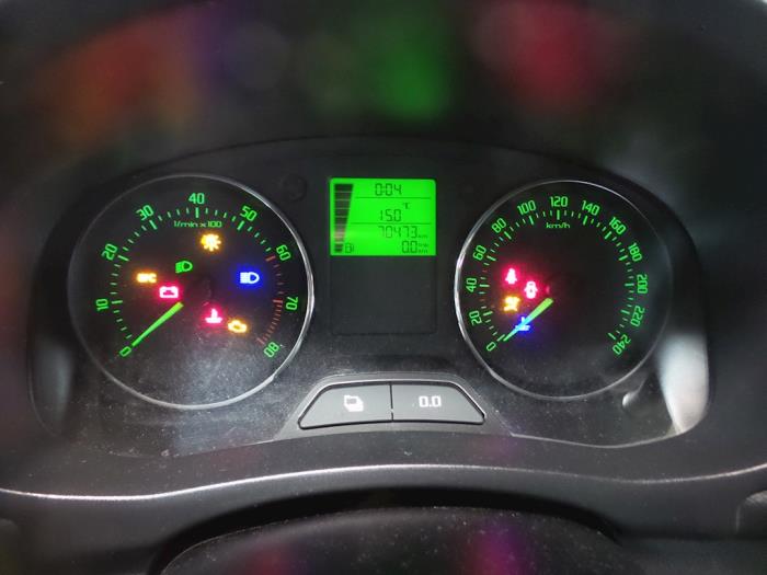 Skoda Fabia II Combi 1.2 TSI Épave (2011, Vert)