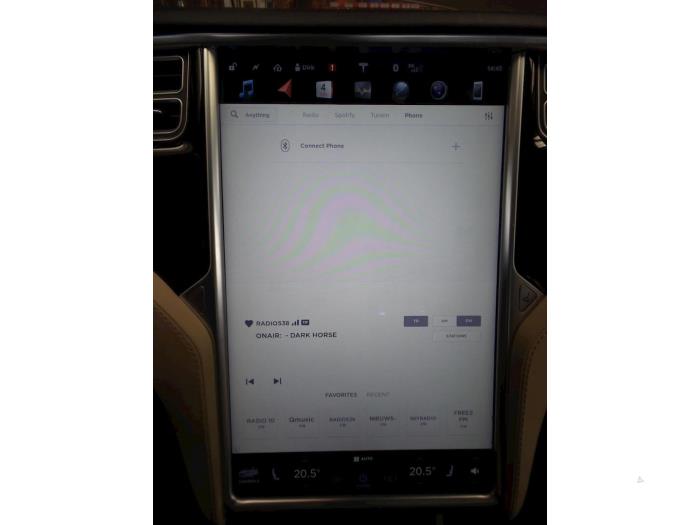 Tesla Model S 85 Samochód złomowany (2014, Brazowy)
