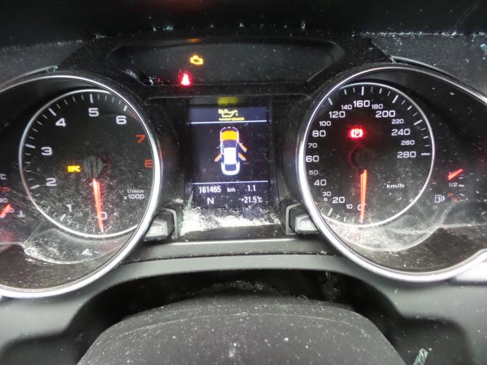 Audi A5 Sportback 2.0 TFSI 16V Quattro Épave (2010, Gris)