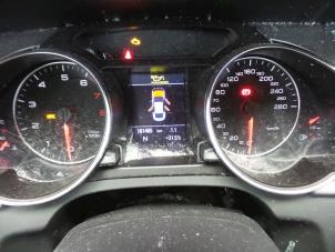 Audi A5 Sportback 2.0 TFSI 16V Quattro Épave (2010, Gris)