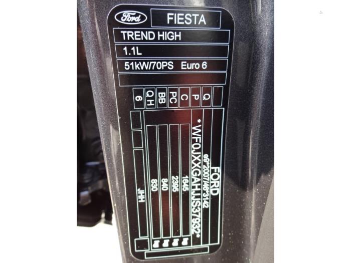 Ford Fiesta 7 1.1 Ti-VCT 12V 70 Épave (2018, Gris)