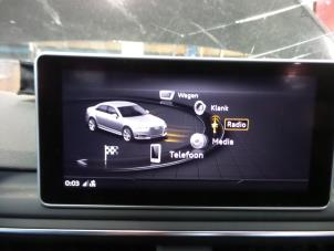 Audi A4 2.0 T MHEV 16V Samochód złomowany (2018, Czarny)