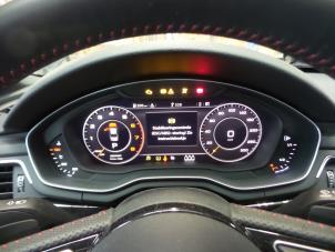 Audi A4 2.0 T MHEV 16V Samochód złomowany (2018, Czarny)