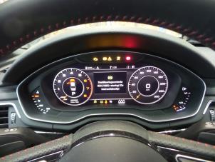 Audi A4 2.0 T MHEV 16V Samochód złomowany (2018, Czarny)