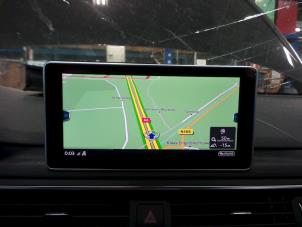 Audi A4 2.0 T MHEV 16V Samochód złomowany (2018, Czarny)