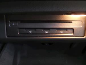 Audi A4 2.0 T MHEV 16V Samochód złomowany (2018, Czarny)