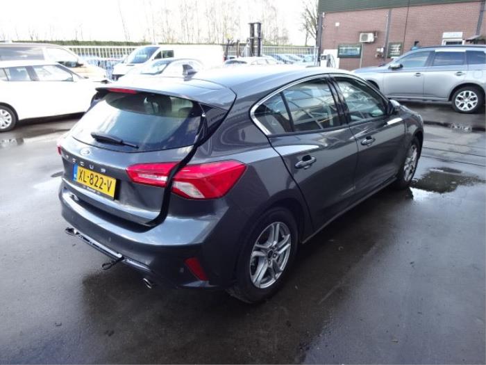 Ford Focus 4 1.0 Ti-VCT EcoBoost 12V 100 Épave (2019, Gris)