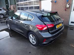 Ford Focus 4 1.0 Ti-VCT EcoBoost 12V 100 Épave (2019, Gris)