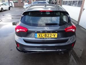 Ford Focus 4 1.0 Ti-VCT EcoBoost 12V 100 Épave (2019, Gris)
