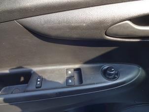 Opel Karl 1.0 ecoFLEX 12V Épave (2017, Gris)
