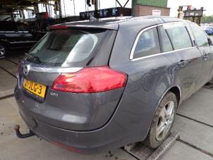 Opel Insignia Sports Tourer 2.0 CDTI 16V 110 Ecotec Samochód złomowany (2009, Szary)