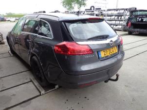 Opel Insignia Sports Tourer 2.0 CDTI 16V 110 Ecotec Samochód złomowany (2009, Szary)
