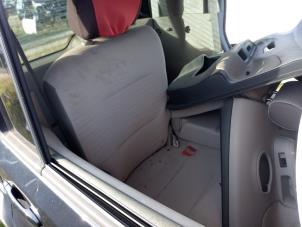 Nissan Cube 1.6 16V Épave (2011, Noir)