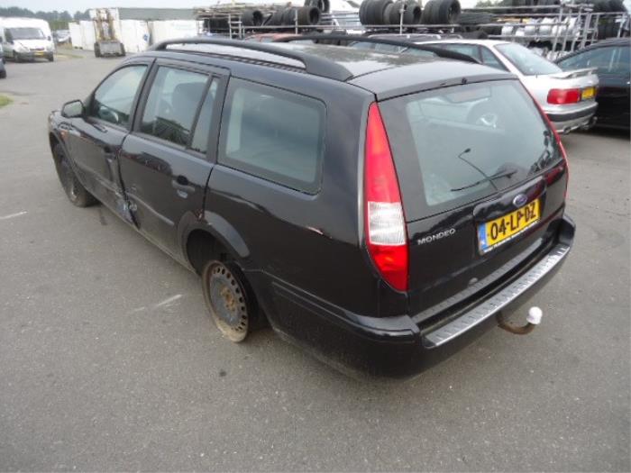 Ford Mondeo III Wagon 1.8 16V Épave (2003, Noir)