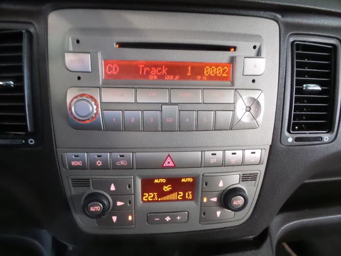 Lancia Musa 1.3 JTD Multijet 95 Samochód złomowany (2012, Czarny)