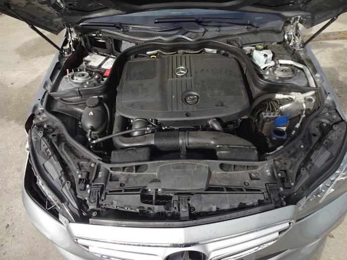 Mercedes E Estate E-200 CDI 16V BlueEfficiency,BlueTEC Épave (2013, Gris)