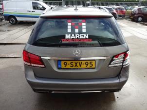 Mercedes E Estate E-200 CDI 16V BlueEfficiency,BlueTEC Épave (2013, Gris)