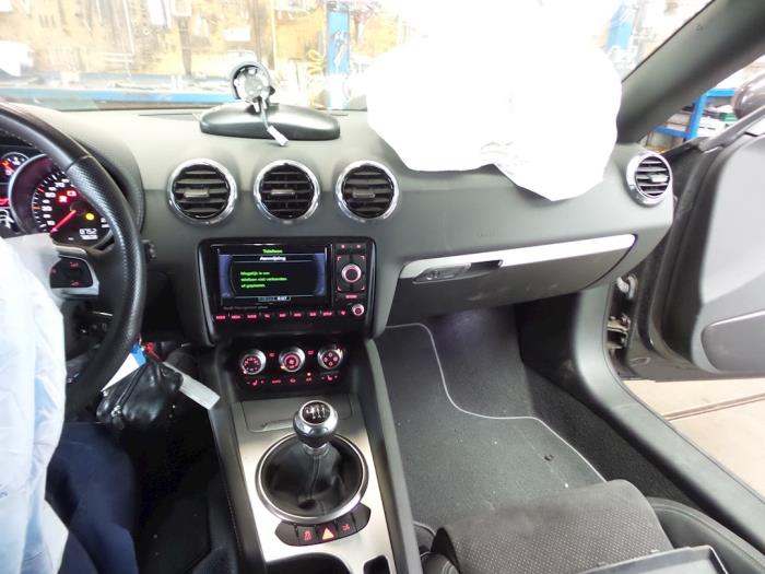 Audi TT Roadster 1.8 TFSI 16V Épave (2013, Gris)
