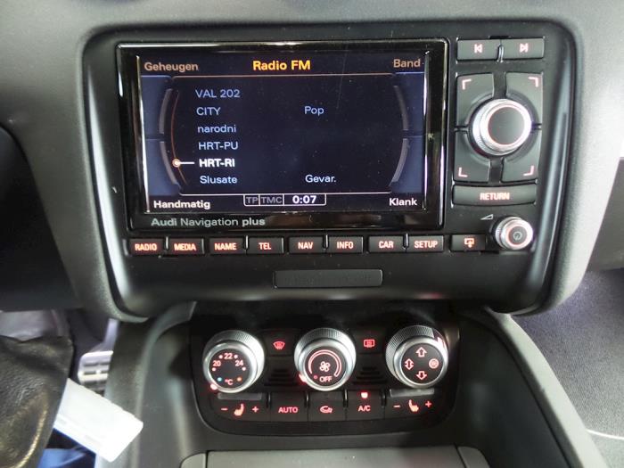 Audi TT Roadster 1.8 TFSI 16V Épave (2013, Gris)