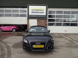 Audi TT Roadster 1.8 TFSI 16V Épave (2013, Gris)