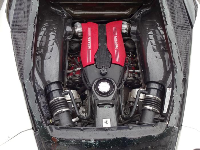 Ferrari 488 GTB 3.9 Turbo V8 32V Salvage vehicle (2016, White)