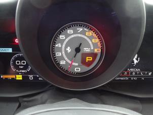 Ferrari 488 GTB 3.9 Turbo V8 32V Épave (2016, Blanc)
