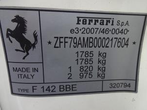 Ferrari 488 GTB 3.9 Turbo V8 32V Épave (2016, Blanc)