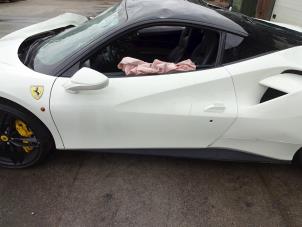 Ferrari 488 GTB 3.9 Turbo V8 32V Épave (2016, Blanc)