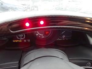 Ferrari 488 GTB 3.9 Turbo V8 32V Épave (2016, Blanc)