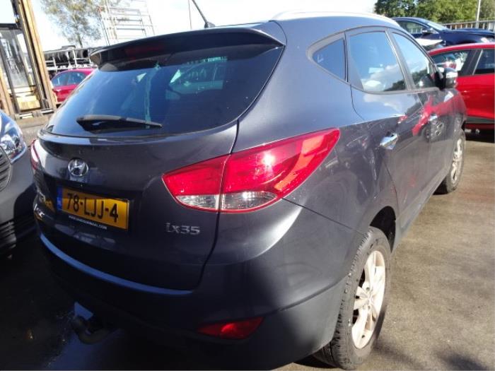 Hyundai iX35 2.0 16V Épave (2010, Gris)