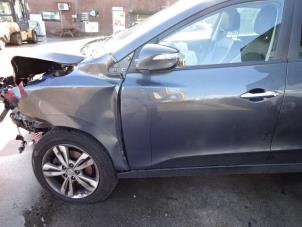 Hyundai iX35 2.0 16V Épave (2010, Gris)