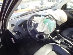 Hyundai iX35 2.0 16V Épave (2010, Gris)